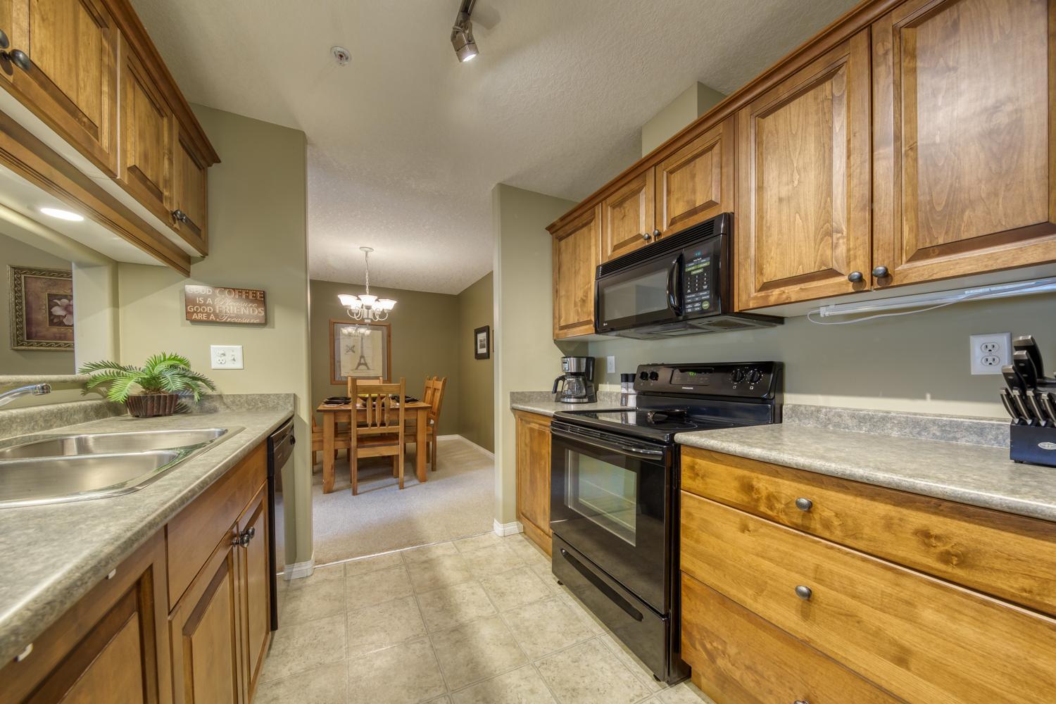 The Peaks 3 Bedroom Mountain View Condo Radium Hot Springs Dış mekan fotoğraf